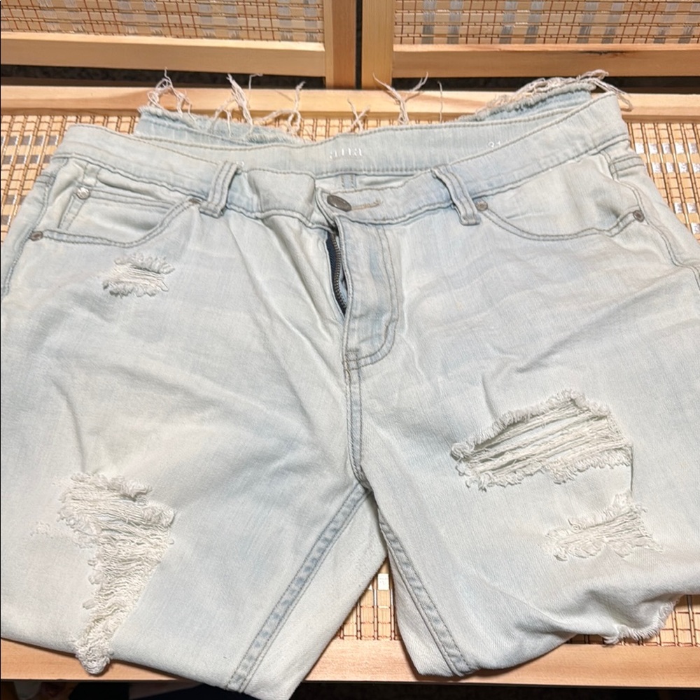 Distressed Gray Men's Jeans